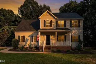 720 Raymond Dr, Clayton, NC 27527 - Photo 3