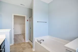 145 Highmeadow Ln, Clayton, NC 27520 - Photo 15