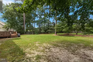 8318 Umstead Dr, Fayetteville, NC 28304 - Photo 11
