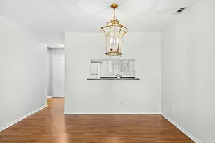 1000 Brighthurst Dr, Raleigh, NC 27605 - Photo 7
