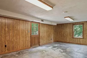 1701 Lord Ashley Dr, Sanford, NC 27330 - Photo 31