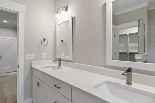 324 Gray Ave, Durham, NC 27701 - Photo 25