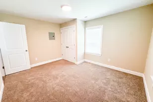 142 Clayton St, Roxboro, NC 27573 - Photo 13