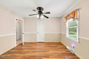 401 N 9th St, Mebane, NC 27302 - Photo 15