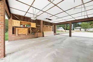 401 N 9th St, Mebane, NC 27302 - Photo 33