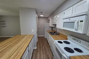 2011 Quaker Landing, Raleigh, NC 27603 - Photo 5