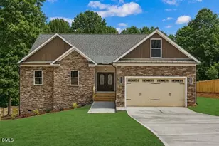 62 Ponchartrain St, Fuquay Varina, NC 27526 - Photo 3