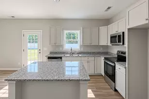 57 W Emily Gardens Dr, Selma, NC 27576 - Photo 9