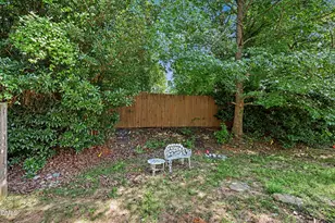 142 Queensberry Ct, Greensboro, NC 27405 - Photo 27