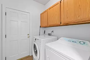 4933 Harbour Towne Dr, Raleigh, NC 27604 - Photo 41