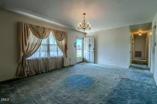 306 S Brevard St, Selma, NC 27576 - Photo 3
