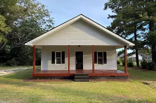 302 W 1st St, Princeton, NC 27569 - Photo 1