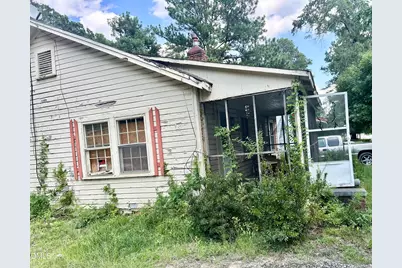 344 E Vance Street, Laurinburg, NC 28352 - Photo 1