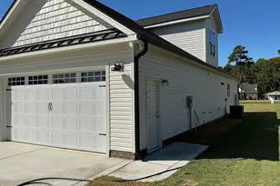 1027 N Lincoln St, Benson, NC 27504 - Photo 27