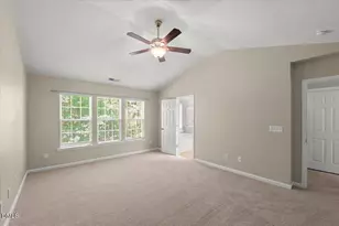7929 Clover Creek Ct, Raleigh, NC 27613 - Photo 15