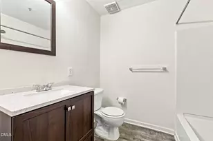 1305 Kent Rd, Raleigh, NC 27606 - Photo 21