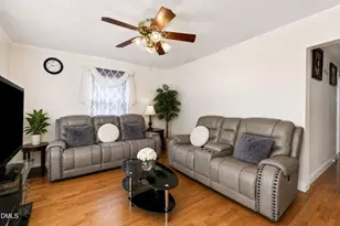 903 N Layton Ave, Dunn, NC 28334 - Photo 3