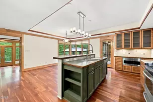 2219 Ridgewood Rd, Chapel Hill, NC 27516 - Photo 21