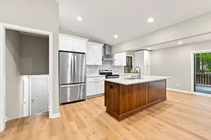 1006 Suterland Rd, Cary, NC 27511 - Photo 11
