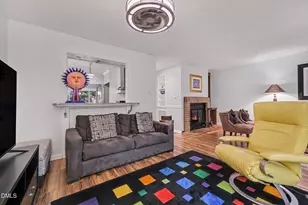 6 Beech Trail, Durham, NC 27705 - Photo 9