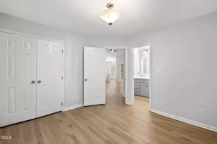 1201 Deptford Ct, Raleigh, NC 27609 - Photo 37