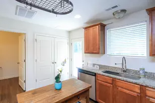 504 Hobkirks Pl, Durham, NC 27704 - Photo 15