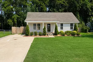 117 Elfreth Ln, Spring Lake, NC 28390 - Photo 1