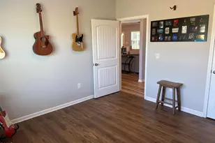 132 Lexington Dr, Sanford, NC 27332 - Photo 17