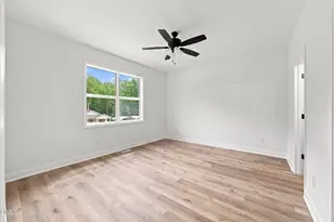 429 Tate Ave, Mebane, NC 27302 - Photo 17