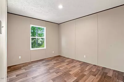 135 E Main Street, Rocky Mount, NC 27803 - Photo 21