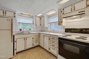 5701 Waycross St, Raleigh, NC 27606 - Photo 13