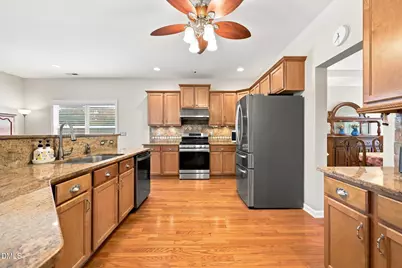 112 Presidents Walk Lane, Cary, NC 27519 - Photo 17
