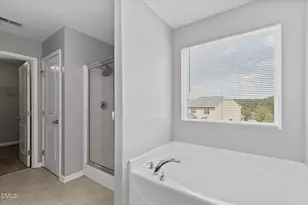 127 Rosebud Ln, Durham, NC 27704 - Photo 31