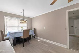 212 Overlook Ave, Durham, NC 27712 - Photo 9