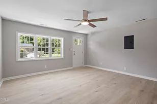 604 E Townsend St, Dunn, NC 28334 - Photo 5