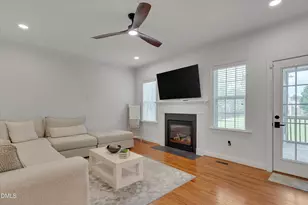 8104 Hartwood Glen Cir, Willow Springs, NC 27592 - Photo 9