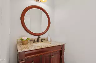 64 Pin Oak Ct, Chapel Hill, NC 27517 - Photo 51