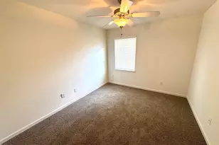 255 Plaza Dr, Chapel Hill, NC 27517 - Photo 9