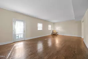 6423 New Market Way, Raleigh, NC 27615 - Photo 17