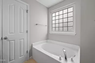 101 Courts Garden Way, Cary, NC 27513 - Photo 35