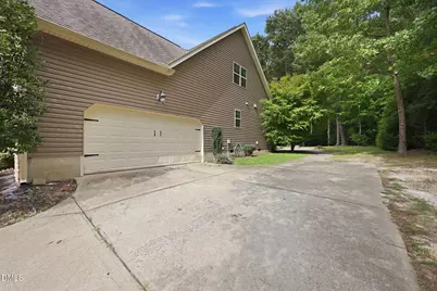 30 Banbury Road W, Zebulon, NC 27597 - Photo 45