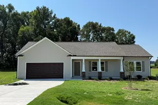 305 Phil Jack Rd, Dunn, NC 28334 - Photo 3