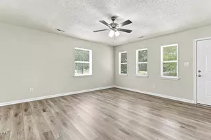 810 Felicia St, Durham, NC 27704 - Photo 9