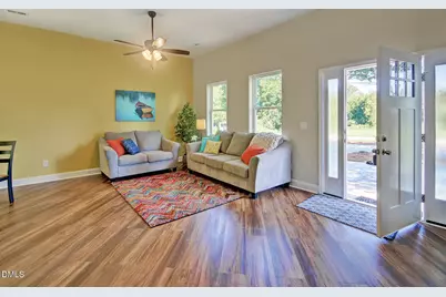 132 N State Street, Haw River, NC 27258 - Photo 5