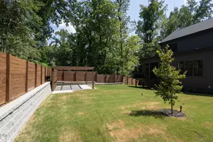 1004 Sycamore St, Durham, NC 27707 - Photo 17