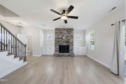 127 Thistle Court, Sanford, NC 27332 - Photo 3