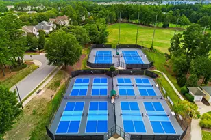 9015 Treesdale Ln, Raleigh, NC 27617 - Photo 51