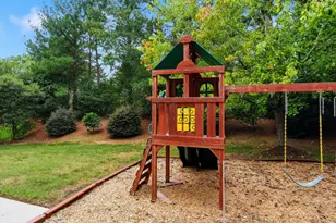9015 Treesdale Ln, Raleigh, NC 27617 - Photo 37