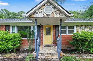 1217 Clinton Rd, Durham, NC 27703 - Photo 3