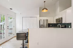 108 Carrousel Ln, Cary, NC 27513 - Photo 15